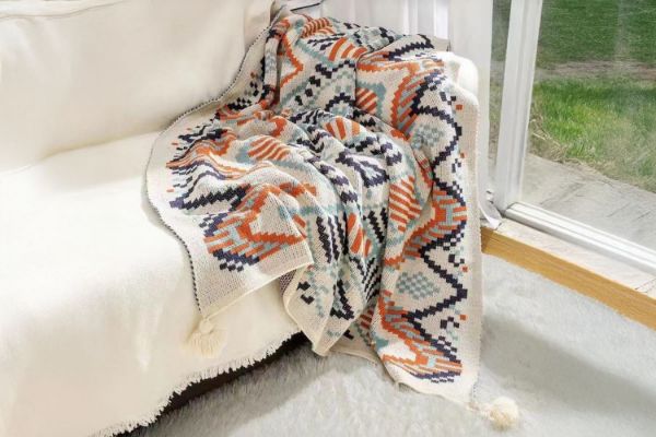 Picture of 377-001 Bohemian Knitted Throw Blanket with Tassels(170x130)