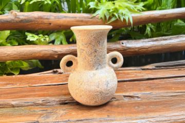 Picture of 650-060 H20 Terracotta Vase