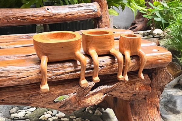 Picture of 650-051 Solid Teak Wood Decorative Trays - Set of 3